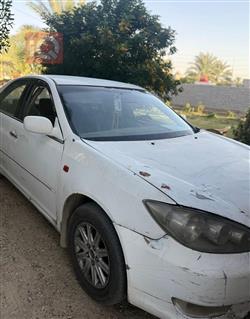 تۆیۆتا کامری